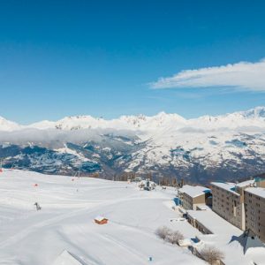 01_au_pied_des_pistes_thumb_750x500