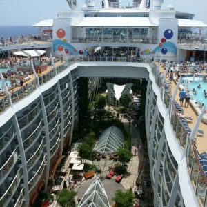 Oasis-of-the-Seas-KirilLego1-870x490